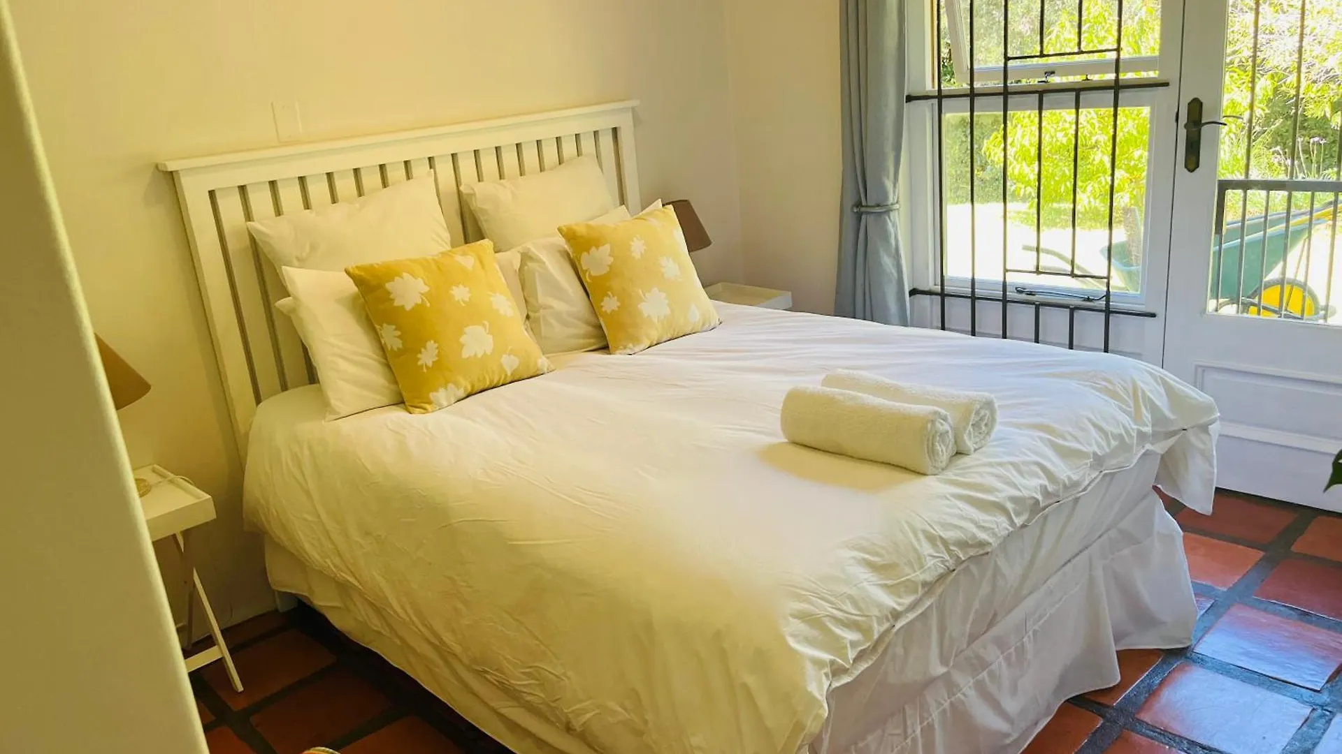 ケープタウンCharming Flatlet In Constantiaアパートメント
