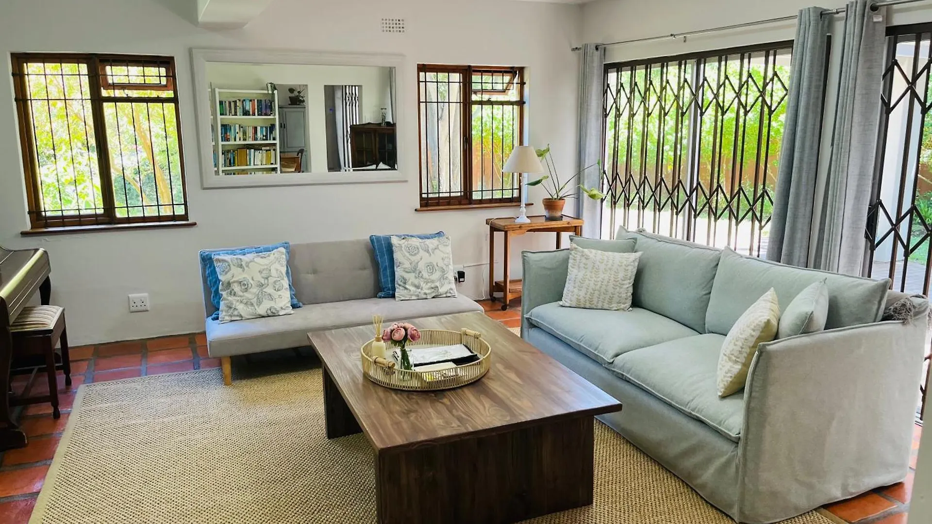 ケープタウンCharming Flatlet In Constantiaアパートメント 南アフリカ